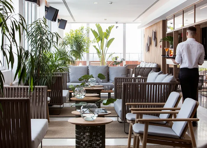 Hotel Me Madrid Reina Victoria By Melia